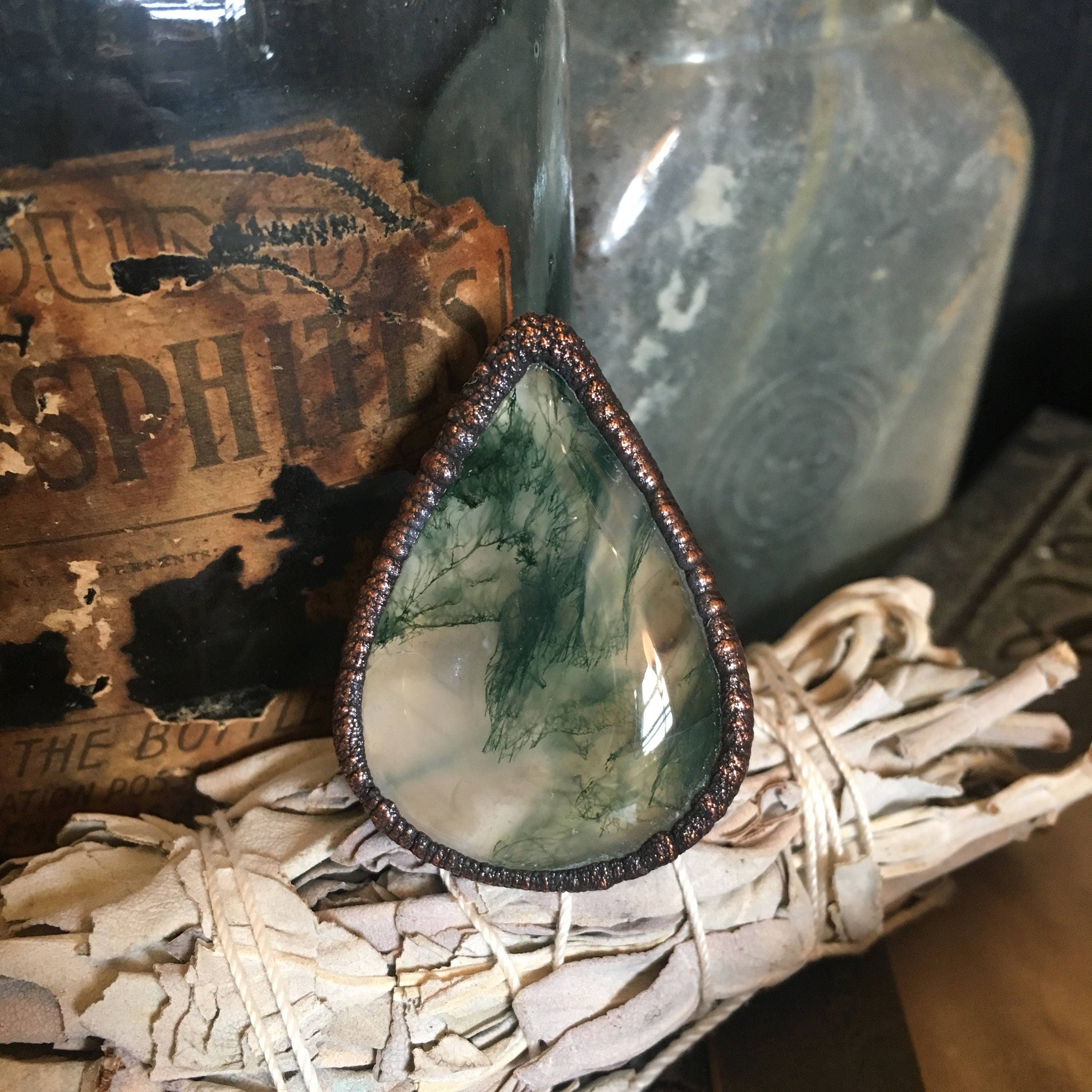 Moss Agate Ring size 8-1/2 / Natural Stone Ring / Crystal Ring / Gypsy