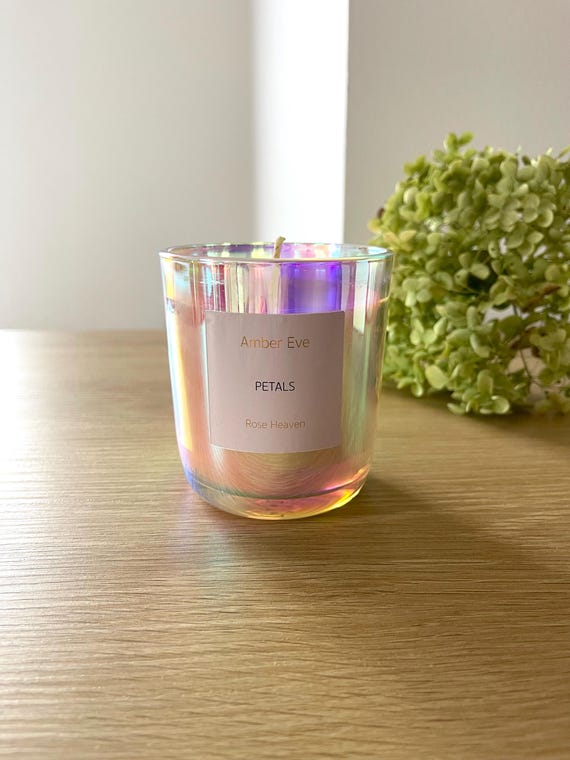 Petals Scented Candle in Luminous Glass