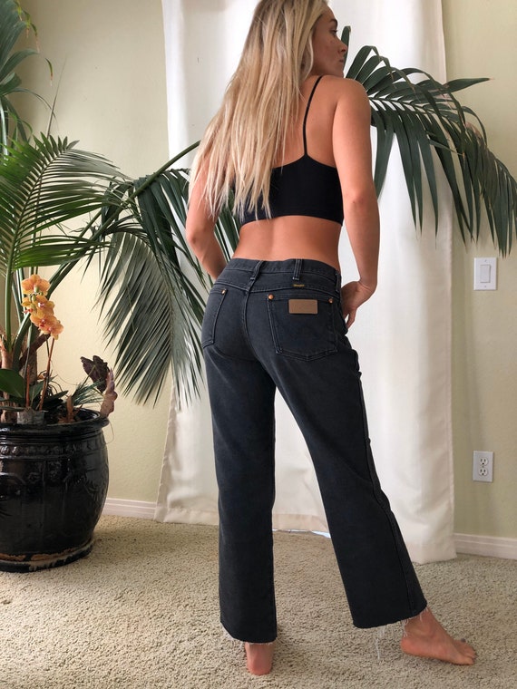 30 W Black Wranglers