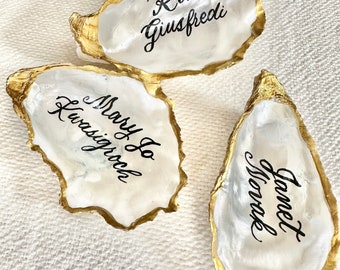 Gold or Silver Metallic Oyster Shell Place cards with Pearlescent Center, Oyster Shell with Calligraphy for Wedding, Pearl