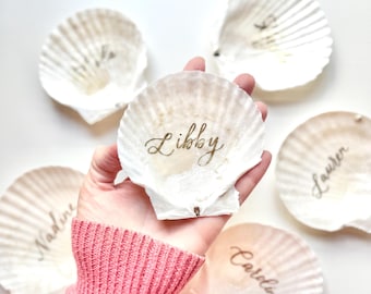 Personalized Scallop Shell Place Card | Hand-Lettered Calligraphy Ring Dish (Coastal Wedding Favor)