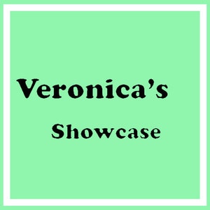 Może przedstawiać: Kwadratowa grafika z jasnozielonym tłem i białym obramowaniem. Tekst "Veronica's Showcase" jest wyświetlany pogrubioną, czarną czcionką.