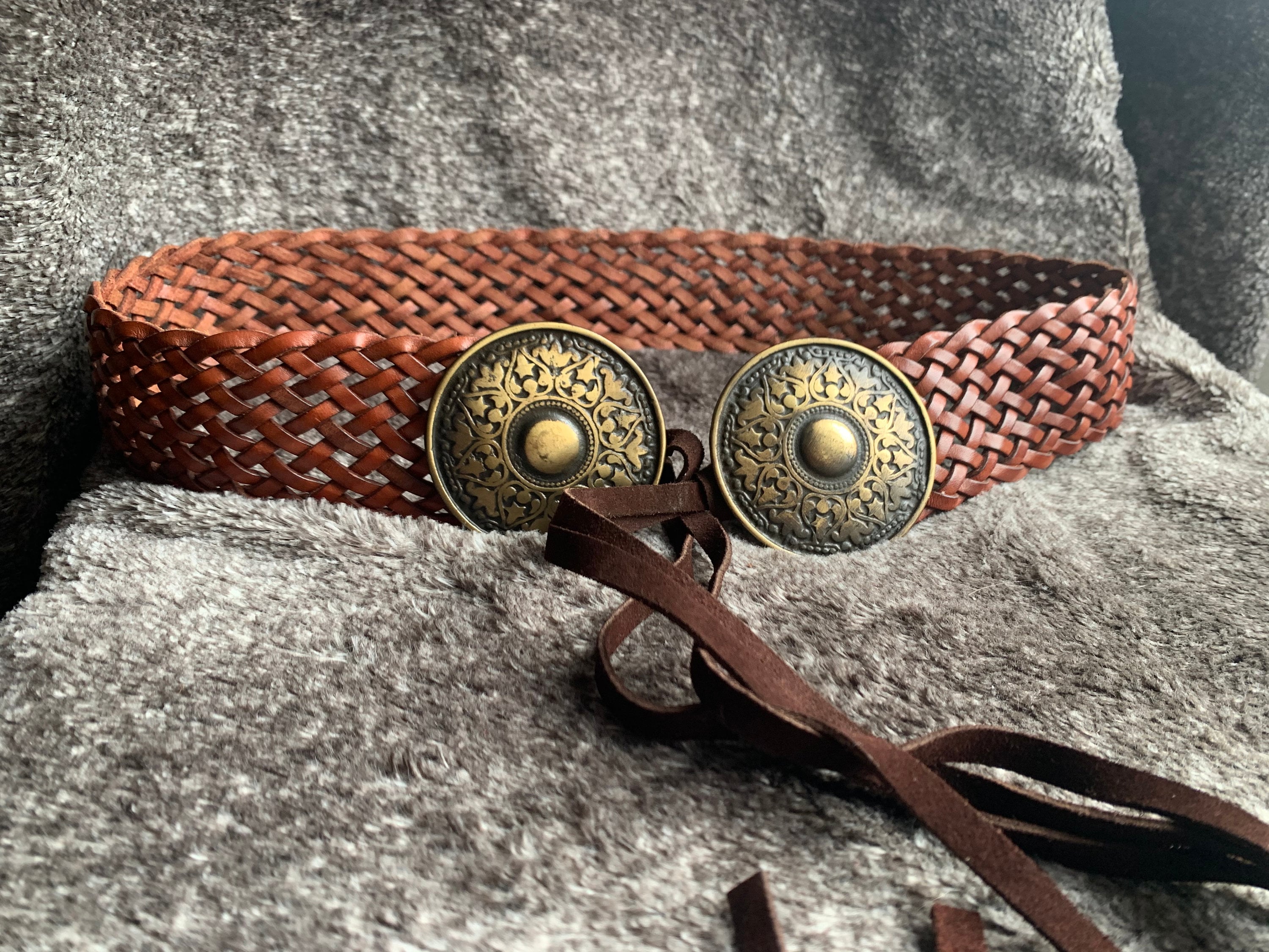 Vintage Moroccan 70s Wide Braided Leather Belt Brass Medallion Buckle Festival vintage Moroccan leather & brass medallion belt 70s – hong  main image 3
