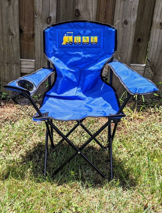 Cadeau de train personnalisé pour tout-petits Chaise pliante monogrammée  pour enfants Chaise de camp pour enfants Chaise de sport Nom du cadeau  danniversaire en plein air -  France