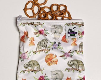 Reusable Snack Bag. Snack Bag with Zipper, Reusable Snack Bag Kid, Zero Waste Bag, Wet Bag for Bathing Suit, Wet Bag for Pad, Waterproof Bag