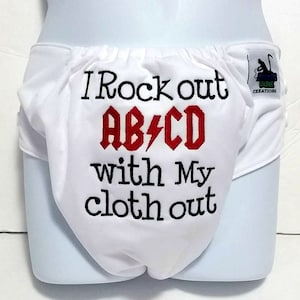 Pañal de tela bordado - Pañal de tela rock out - Regalo de baby shower - Pañal de tela de bebé bordado - Bloomers bordados - Cubierta de pañal