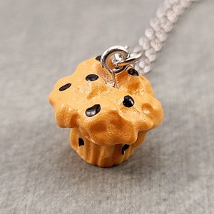 Muffin Necklace Chocolate Chip Muffin Charm Necklace Muffin Pendant Necklace Muffin Jewelry Food Jewelry Food Necklace Baking Gift Baker