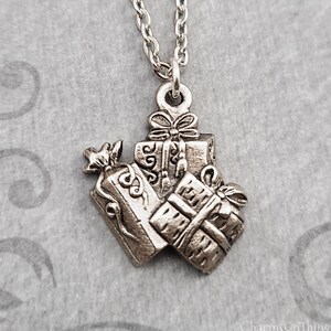 Present Necklace Christmas Jewelry Christmas Necklace Personalized Presents Charm Necklace Present Pendant Necklace Stocking Stuffer Gift