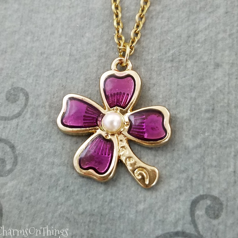 Clover Necklace - Etsy