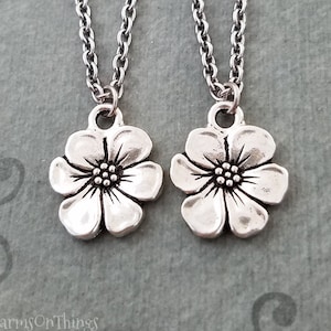 Flower Necklace SET of 2 SMALL Flower Charm Necklaces Flower Jewelry Mother&#39;s Day Sisters Necklace Bridesmaid Necklace Best Friend Necklace