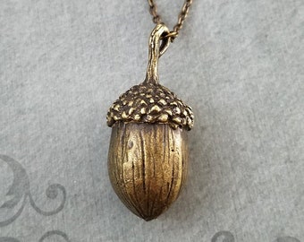 Acorn Necklace Pendant Necklace Acorn Charm Necklace Bronze Necklace Bridesmaid Necklace Fall Jewelry Autumn Jewelry Acorn Jewelry Gift