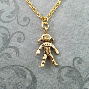 Astronaut Necklace Astronaut Jewelry Astronaut Pendant Necklace Gold Astronaut Charm Necklace Astronaut Gift Space Jewelry Space Gift