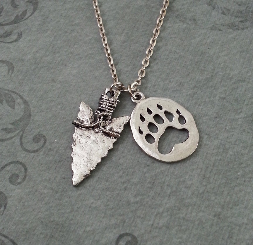 Bear Claw Necklace Personalized Jewelry Arrowhead Necklace Hunting Gift Paw Print Pendant Native American Jewelry Bear Arrow Charm Jewelry