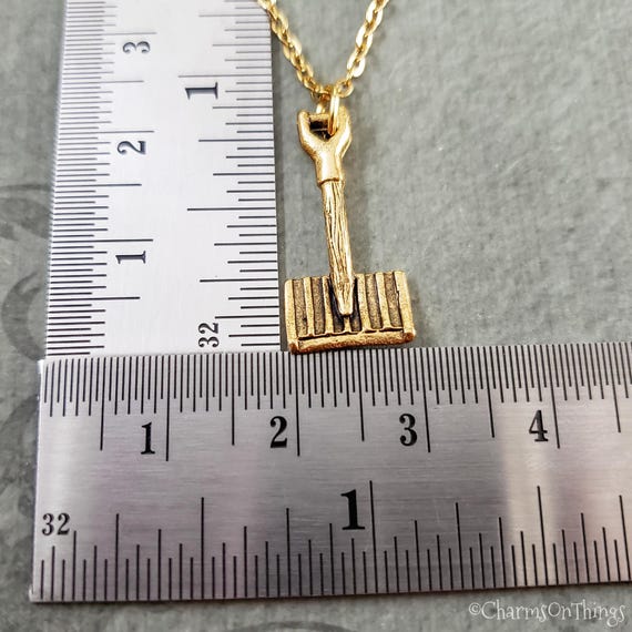 Rembrandt Let It Snow Shovel Charm - Metal - Gold-Plated Sterling Silver