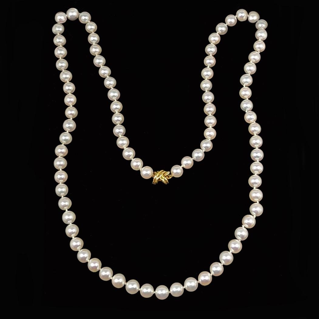 Tiffany & Co. Pearl Necklace Vintage 1994 Single Strand With