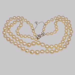 Vintage Pearl Necklace with 9ct Gold Diamanté Bow Clasp Two Strand 15&quot; Necklace recently Restrung Knotted