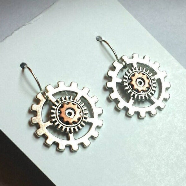 Boucles d'oreilles pignon engrenage ingénieur steampunk/objets trouvés recyclés bijoux en cuivre/cadeaux punk mélange de métaux/hypoallergénique sans nickel.