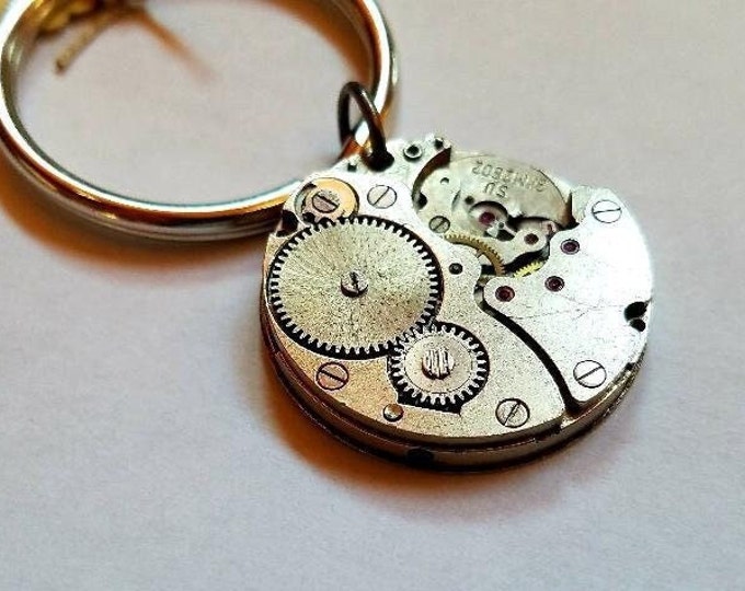 Unisex Genuine Watch Gear Keychain / Steampunk Engineer Found Object Repurposed Gifts / Recycled Upcycled Accessories / Mechanical Sprockets