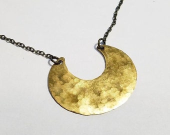 Unisex Hammered Brass Metal Pendant / Modern Designer Artisan Flashy Necklace / Light Weight Dazzling Rustic Jewelry / Nickel Free .
