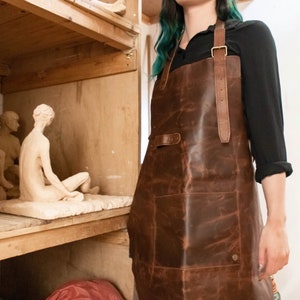 Personalized Leather Artist Apron | Custom Monogram Full Grain Leather Apron For Potters and Crafters | Hobbyists Woodwork Pottery Apron