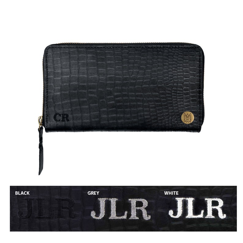 Cartera de piel negra con estampado de cocodrilo para ella / Cartera de piel personalizada para mujer / Cartera negra con estampado animal / Regalo para el tercer aniversario de bodas imagen 2