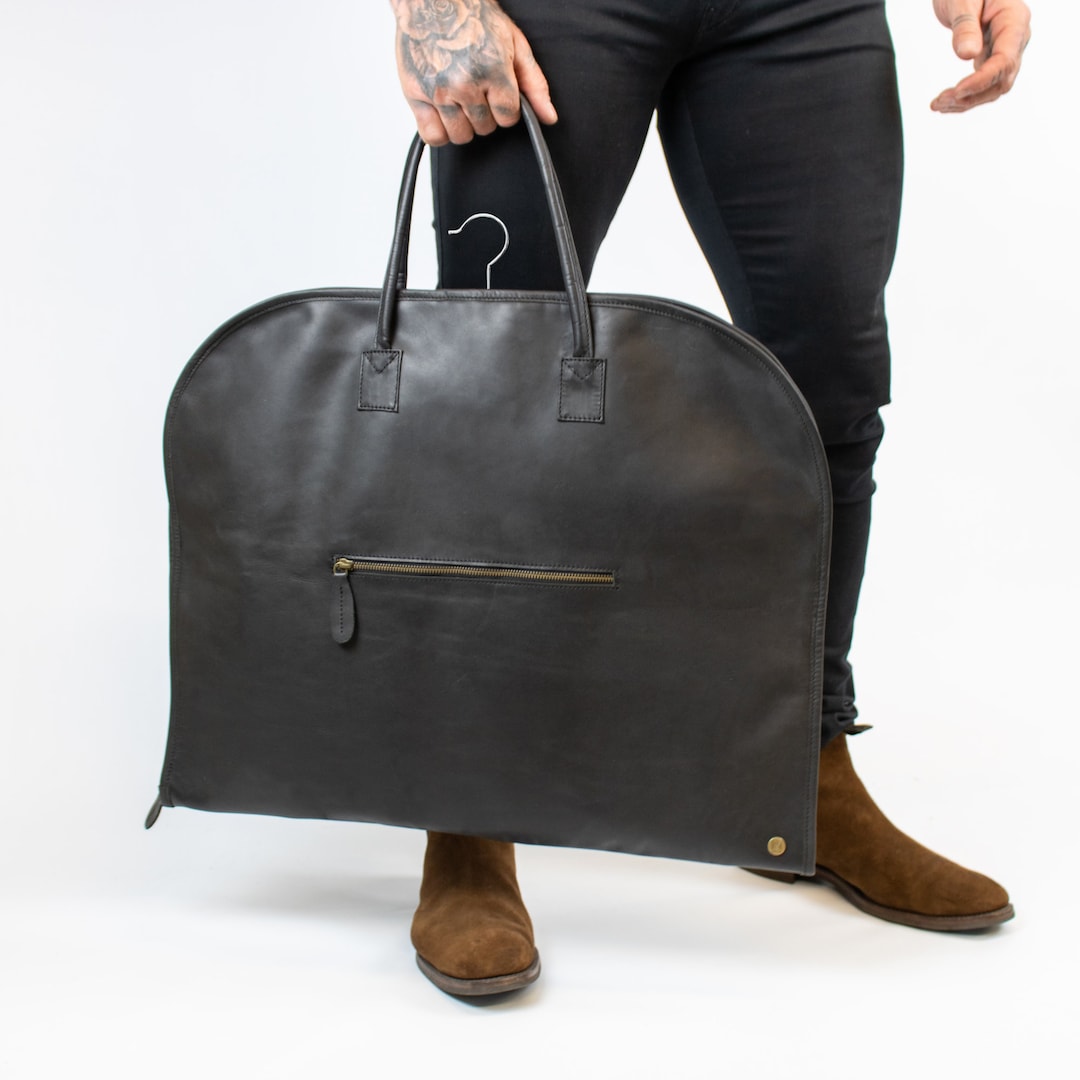 Personalized Initials Full Grain Leather Suit Carrier Garment Carrier Cover Bag in Black Groomsmen Gift Christmas Gift for Him Etsy UK