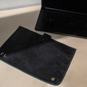 Personalized Leather Laptop Sleeve in Black |Macbook, Macbook Pro,Retina, and Air (11&quot;, 12&quot;, 13&quot;, 15&quot;) Gift by MAHI | Personalized Tech Gift