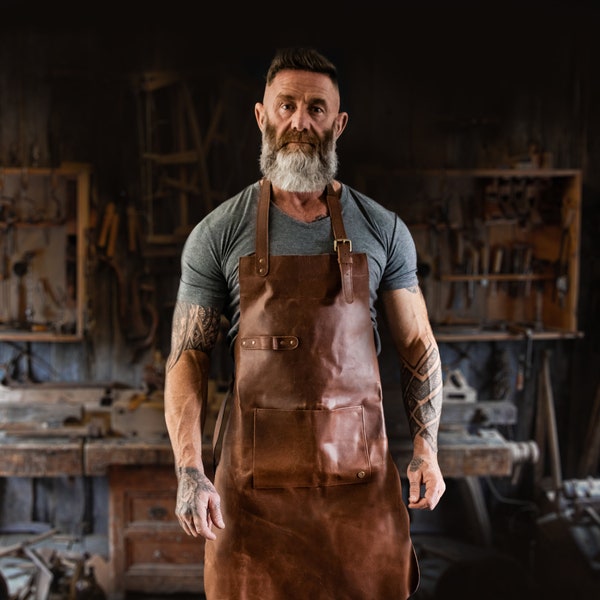 DIY Gift - Distressed Leather Apron For DIY Enthusiasts - Full Grain Leather -  Hobbyists Woodwork Blacksmith Butchers with Pockets by MAHI