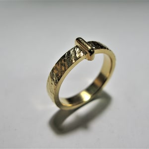 faith ring inspired by outlander claire made of hammered yellow gold KT9