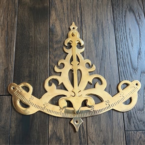 Inclinometer in Polished Brass | Nautical Marine Decor | Pendulum | Sail Tilt | Set Design | Vintage Style Maritime Navigational Instrument