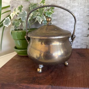 Vintage Brass Cauldron with Handle and Lid | Fire Pot | Witch and Wizard Fun | Halloween Decor | Film Set Design | Historic Prop