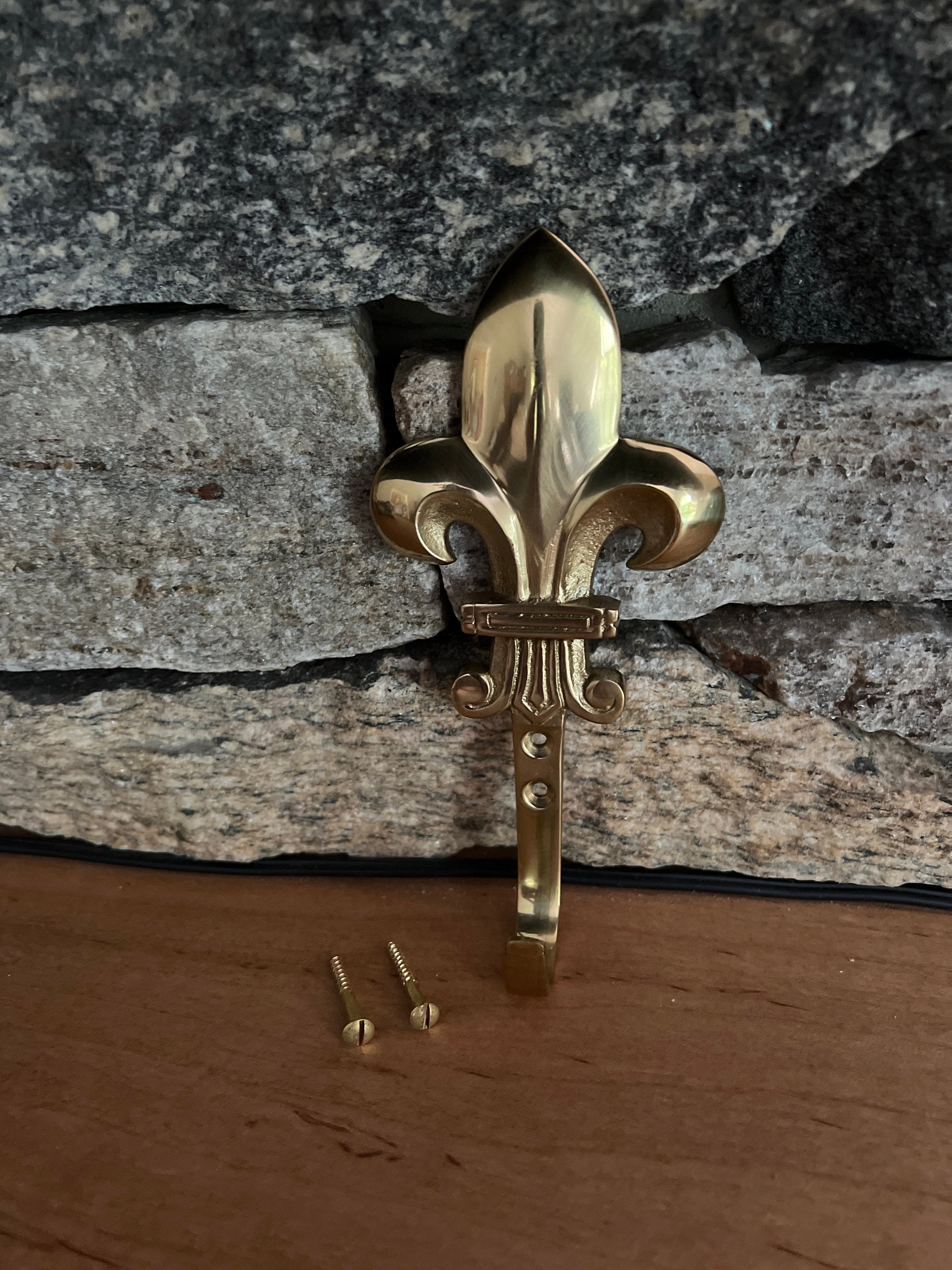 Fleur De Lis Wall Hook Choose Polished Brass Antique Brass or Oil Rubbed Bronze Finish Vintage Old Fashioned Etsy