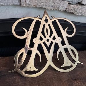 Vintage Brass Williamsburg | Trivet | Wall Hanging | Queen Ann Cypher | CW10-10 | 1950
