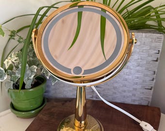 Vintage Retro Style Brass Lighted Makeup Mirror | Wedding Bridal Party | Glamour and Beauty | Spa Vanity