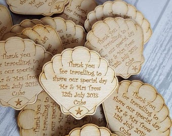 Beach wedding favours; wedding decor ; beach themed favours; wooden wedding favours; personalised favours; nautical wedding decor; beach