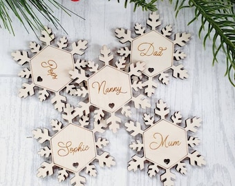 Snowflake placement names, wedding placement names, winter wedding, snowflake favours, party favours, Christmas decorations, table decor