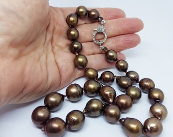 Tahitian Cultured "Chocolate" Baroque Pearl Necklace with Rustic Diamond Clasp