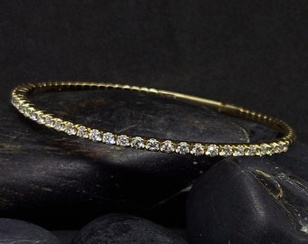 Diamond Flex Bangle Bracelet in 14K Yellow Gold