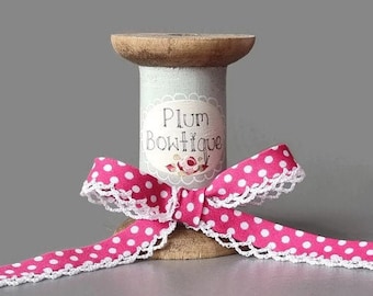 Bright Pink with White Polka Dot Bias Binding with White Lace Edge, Pre-folded 12mm (1/2in) wide *Sold Per Metre*