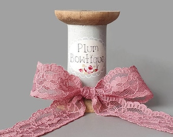 Dusky Pink Floral Nylon Lace with Scalloped Edge, 25mm (1in) wide *Sold Per Metre*