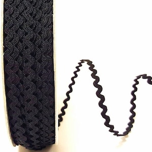 Baguette décorative noire Ric Rac, mini 5 mm (3/16 po.) de large *Vendu au mètre*