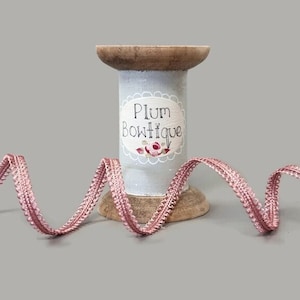 Treccia di ciglia finte rosa vintage, larghezza 7 mm (1/4 in) *Venduta al metro*