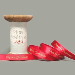 "Gold ""Merry Christmas"" auf rotem Satinband, 10mm breit *Meterware*"