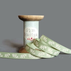 Fern Leaf Print on Sage Grosgrain Ribbon, 9mm (11/32in) wide *Sold Per Metre*