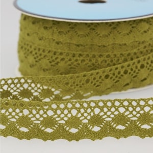 Pizzo Cluny "Popcorn" verde pera, larghezza 25 mm (1 pollice) *Venduto al metro*