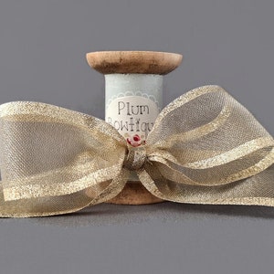 Gold Sparkle Sheer Ribbon with Bold Metallic Edges, 40mm (1 9/16in) wide *Sold Per Metre* image 4