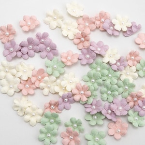 60pz Fiori di carta fatti a mano assortiti pastello, mini, 10 mm (3/8 pollici) di larghezza *Venduti in confezioni da 60 pz*