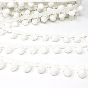 White Velvet Pom Pom Trim, Large 20mm (3/4in) Diameter *Sold Per Metre*