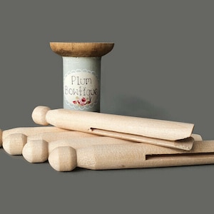 5 x &quot;Dolly&quot; Style Natural Wooden Pegs *Sold per set of 5*