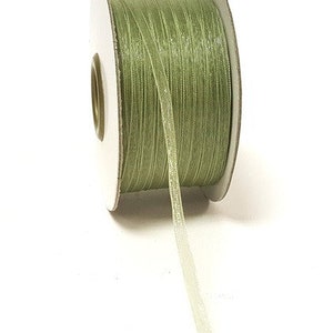 Ruban d'organza transparent sauge doux, 5 m, 3 mm (1/8 po.) de large *Vendu par 5 m*